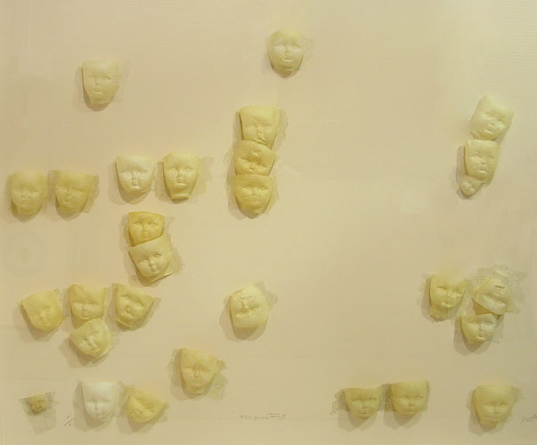 Fragmentos II, detalle, gofrado, 2006