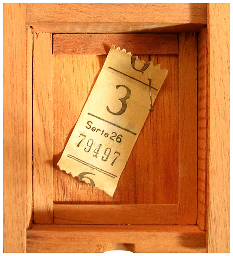 Cajas Capicúas, objetos ensamblados, 9,5 cm x 8,5 cm, 1982